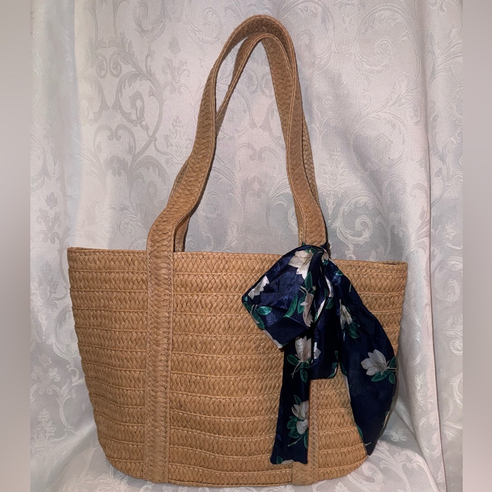 Draper James The Everyday Straw bag & Scarf - Picture 8 of 16